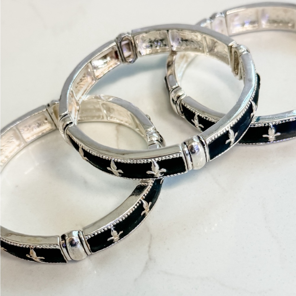 New Women’s Stainless Steel Fleur di Lis bracelet - Picture 1 of 2